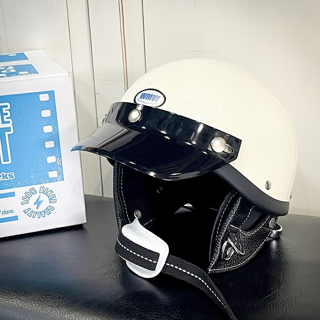 ショーティタイプ ヴィンテージスタイルヘルメット アイボリー WorldMotorWorks 5