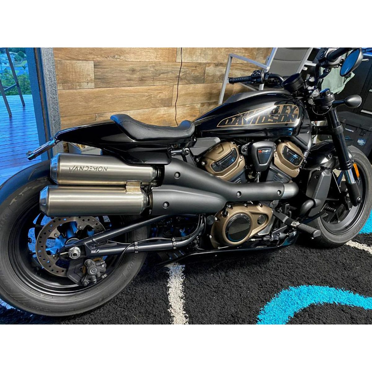 スポーツスターS ステルス 音量可変 チタンスリップオンマフラー Vandemon6