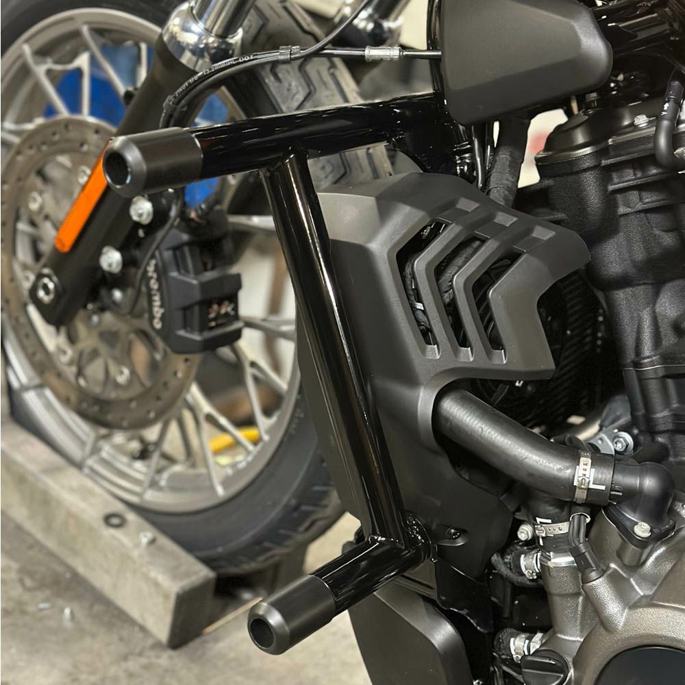 BUNG KINGの大人気パーツがハーレーナイトスター/Sに!?スタイリッシュに愛車を守るクラッシュバーが販売開始!3