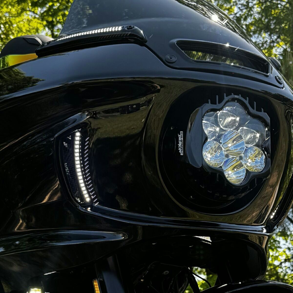 電装パーツで周りと差をつける!Custom Dynamicsより大人気車両FXLRSTに対応した個性派電装パーツが販売開始!2