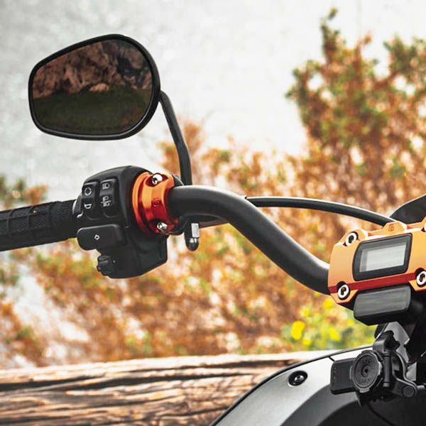 ハンドル回りにカラーパーツを散りばめ、愛車のハーレーに個性を追加！オリジナルガレージモトよりハンドル回りを彩るパーツが多数登場！5