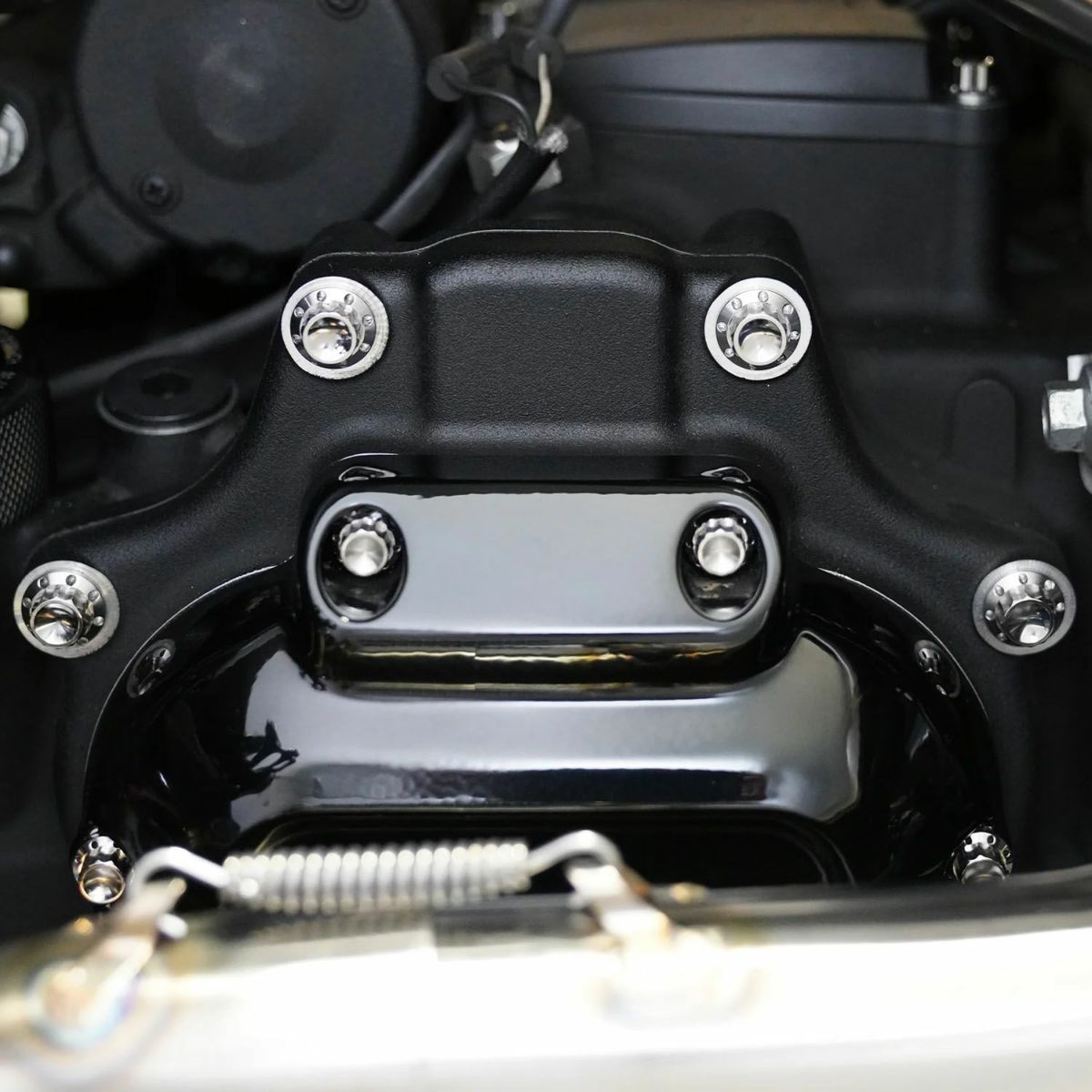 細部までこだわりたいライダーに贈る！「軽さ」「強さ」「美しさ」を兼ね備えた アレンネス製12ポイントチタンボルトキットが販売開始！7