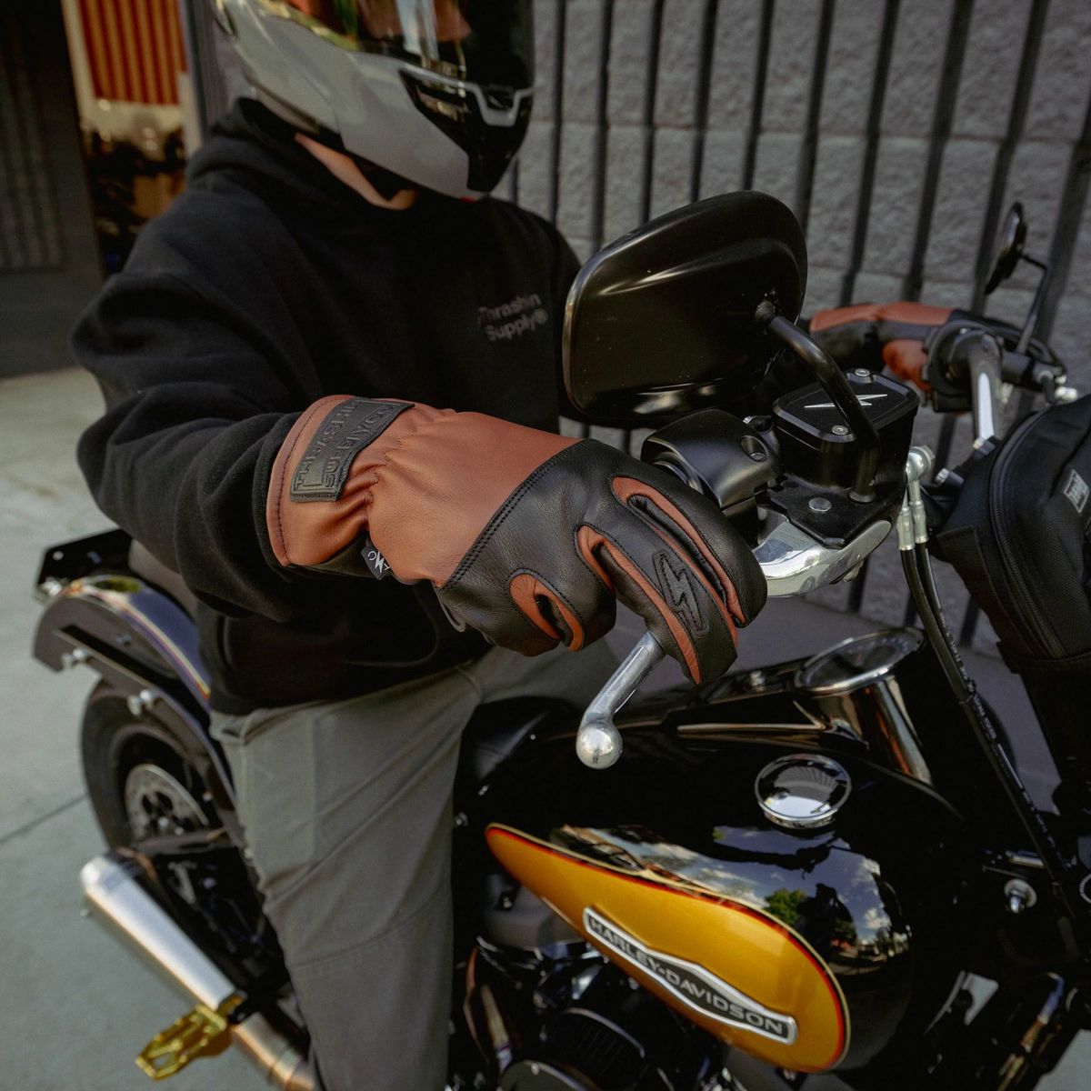 本格的な冬を迎える準備を!極寒ライドを快適にするスラシンサプライが贈るウィンター ローパーグローブがHD-partsに新登場3