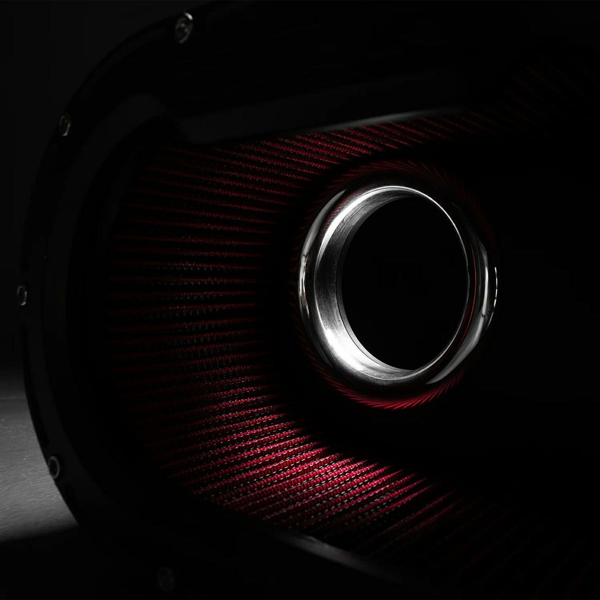 走りも鼓動も一段上へ。まだ見ぬM8エンジンの性能を解き放つTrask Performance Big Papi ハイフローエアクリーナー登場！3