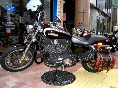 XL1200R ’09