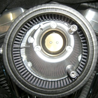 S&Sエアクリーナーキット取り付け（’07以降XLスポーツスター）4