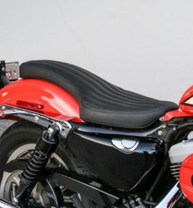 スポーツスター用カスタムシートの種類と特徴 - ハーレーカスタムガイド
