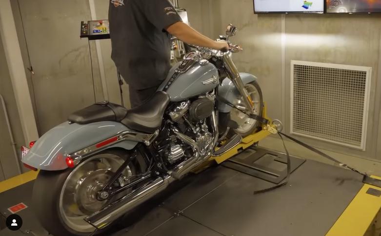 比類なき排気システムの革新!まだ見ぬハーレーのパフォーマンを最大限引き出すことに特化した、知る人ぞ知る最強のエキゾーストメーカーD&D製品と販売開始!4