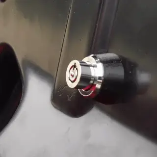 【走りも見た目も妥協なし!本革×機能美のサドルバッグ】 Leather Pros レトロシリーズ V4 デタッチャブル サドルバッグ5