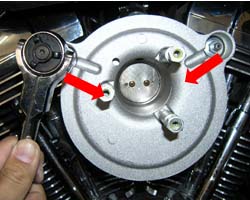 ハーレーのエアクリーナーのブローバイガス還元とオイル漏れ6